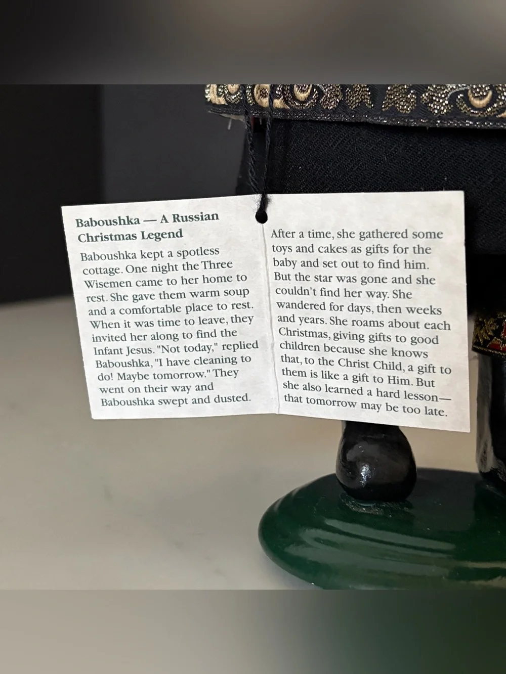 Baboushka Caroler by Byers' Choice